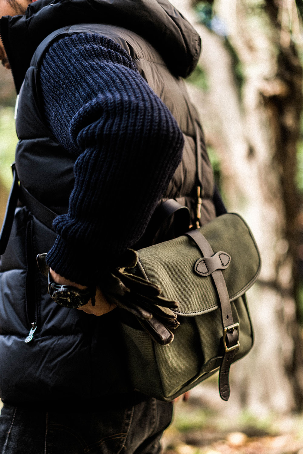 FILSON SMALL FIELD BAG | hartwellspremium.com