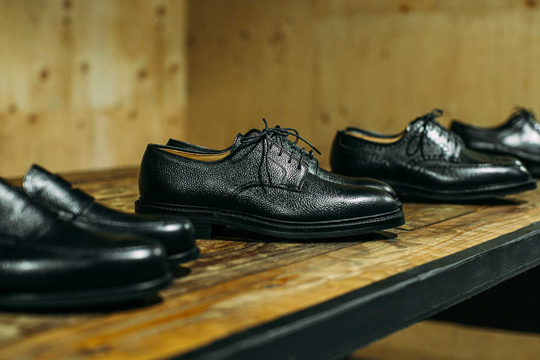 Crockett&Jones クロケット＆ジョーンズ BLACK SCOTCH GRAIN | フレーム【FRAME】