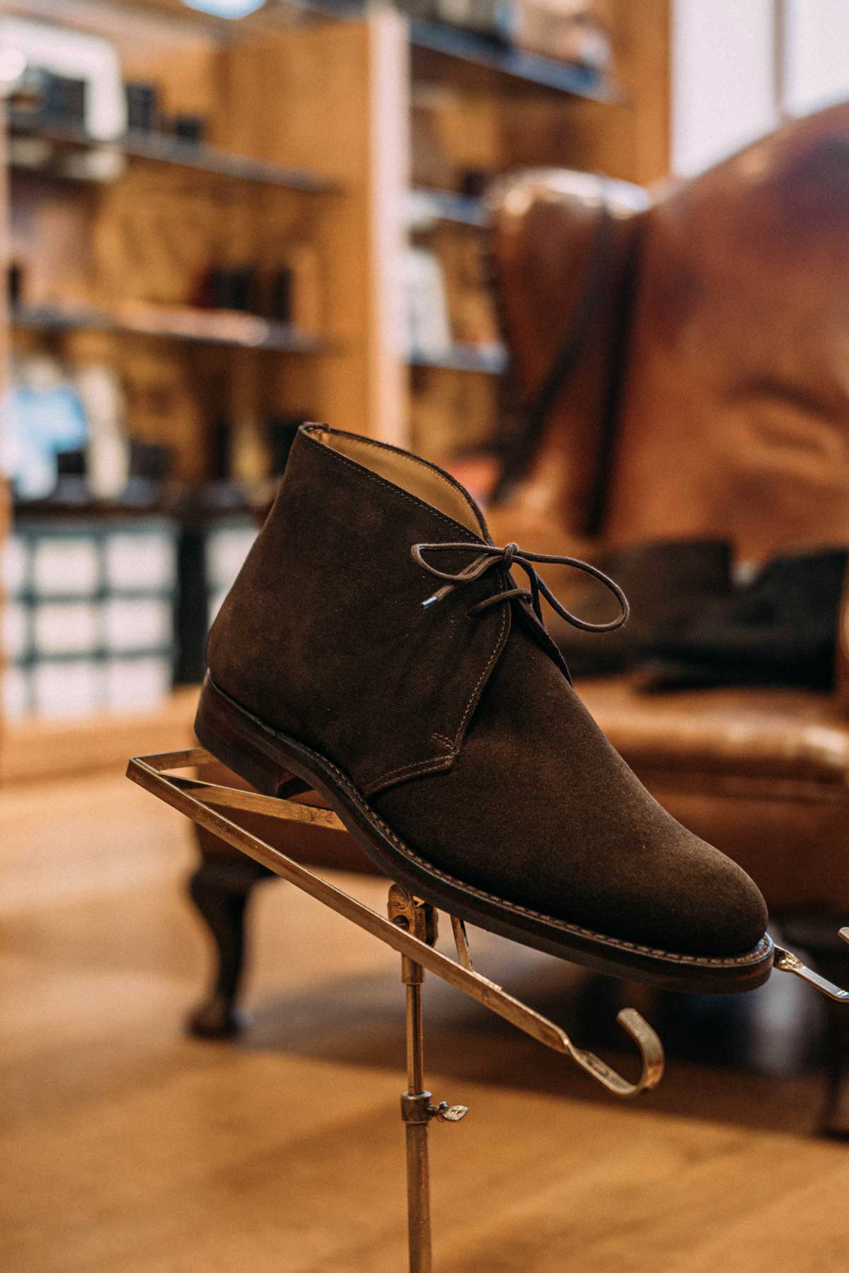 Crockett&Jones クロケット＆ジョーンズ DARK BROWN SUEDE | フレーム