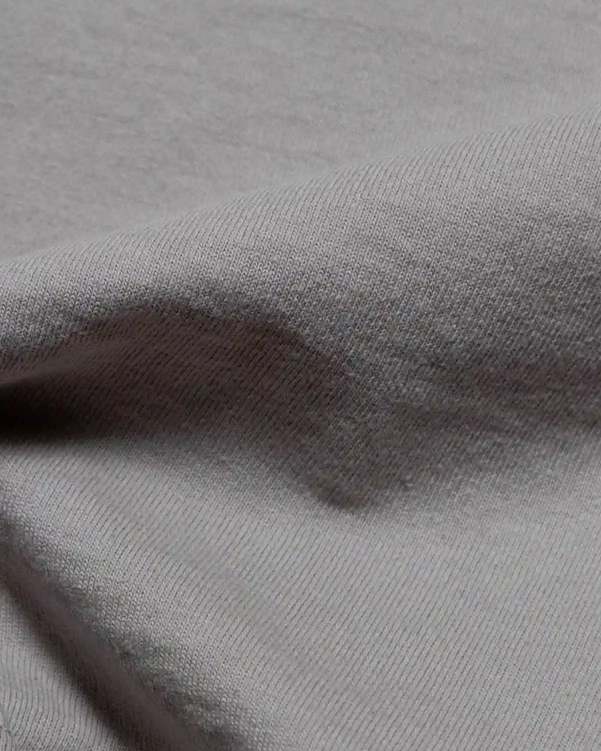 GREY（YSF12Y）